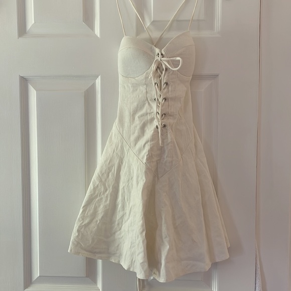 White mini dress - Picture 4 of 5